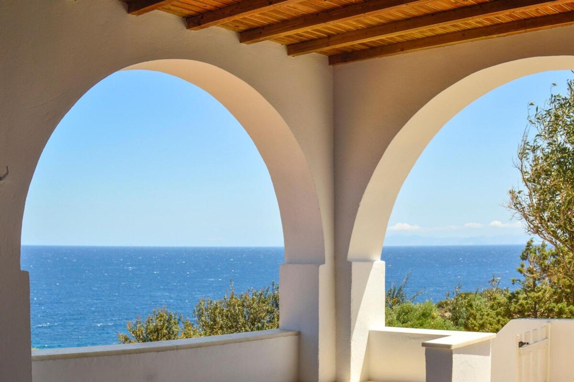 Villa Rouvis With Outdoor Hot Tub Ligaridia Экстерьер фото